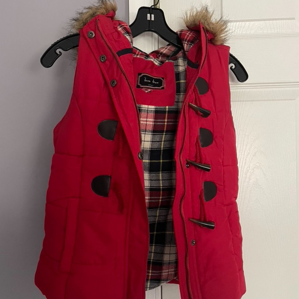 Love Tree Medium Red Puff Vest